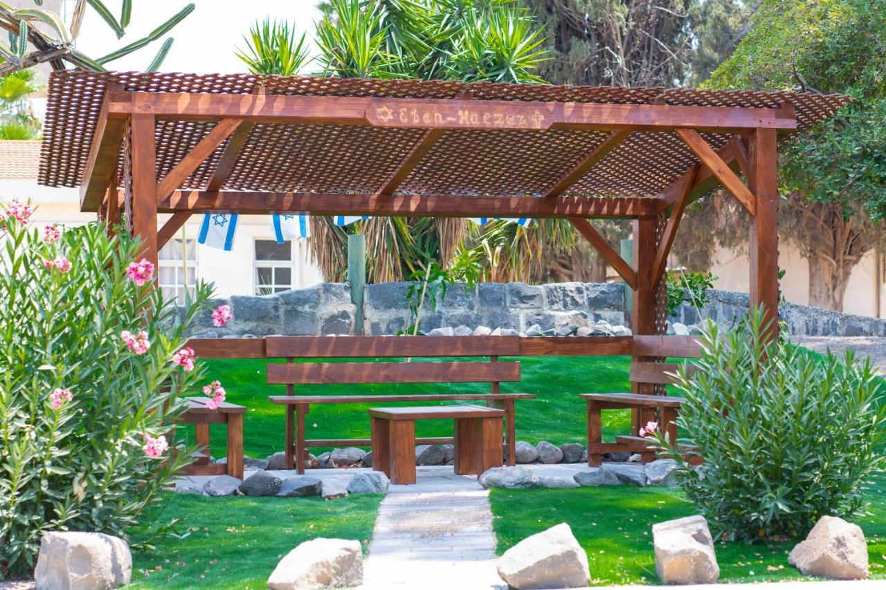 Aliyah Return Center Degania Bet Exterior photo