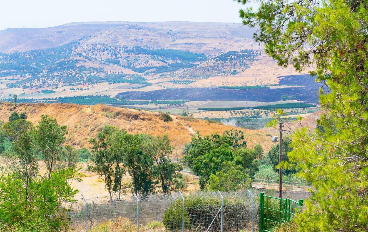 Aliyah Return Center Degania Bet Exterior photo